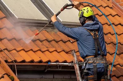 Démoussage et hydrofuge de toiture à Fournival